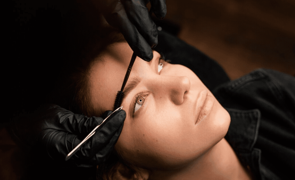 Eyebrow Grooming: Top 5 Mistakes to Avoid