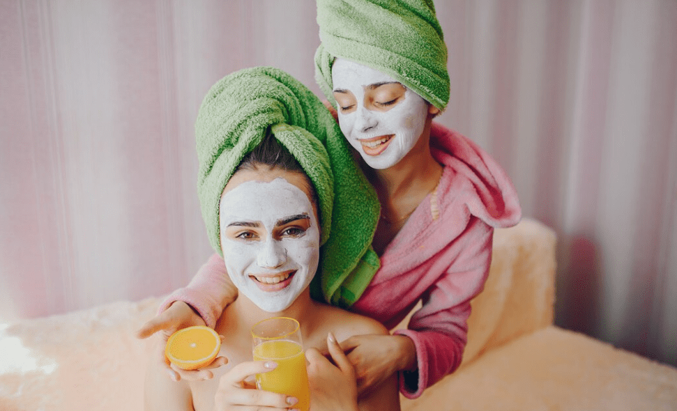 Facial Treatment vs. Home Remedy - What Works Best?