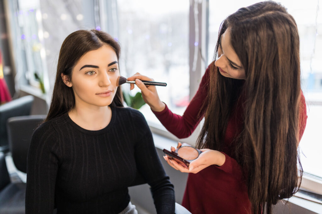 Best makeup artist in dubai  